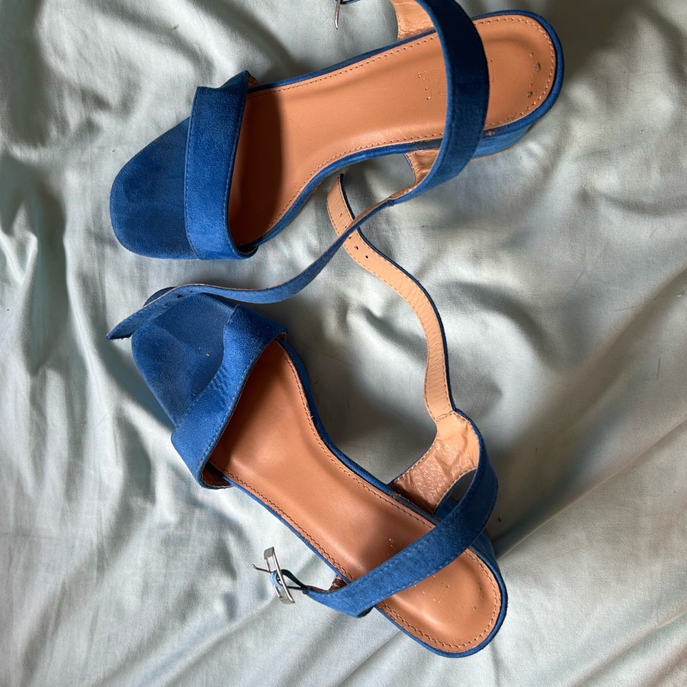 Very worn women’s work heels